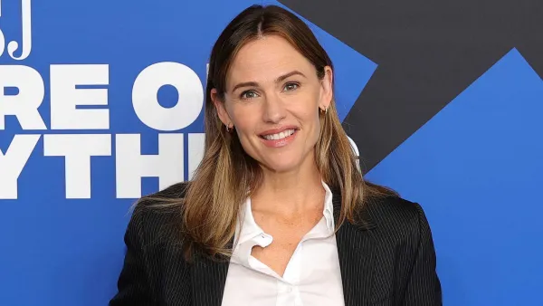 Jennifer Garner Neutrogena Sunscreen