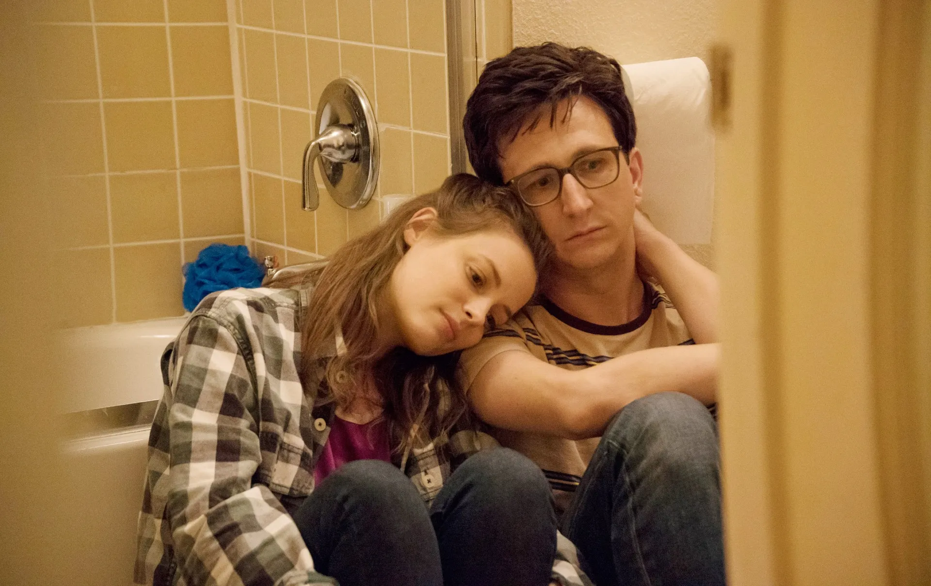Gillian Jacobs, Paul Rust in Love