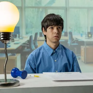 Julio Torres in Problemista