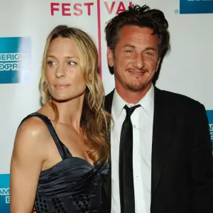 Robin Wright and Sean Penn
