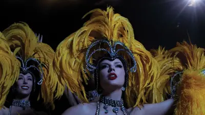 Taylor Swift Goes Nearly Naked in Bedazzled Lingerie for ‘Baby, That’s Show Business’ Vinyl Cover