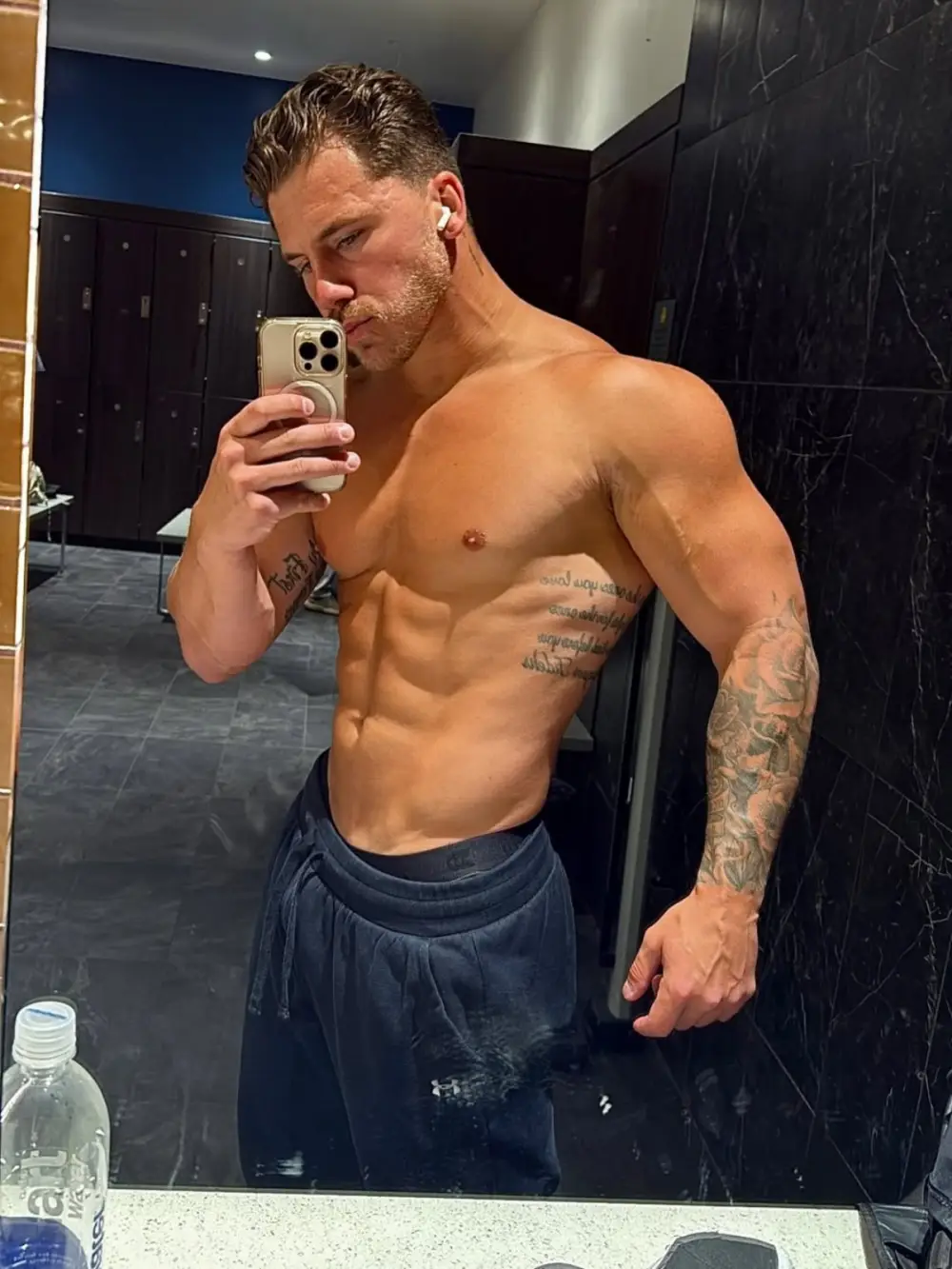 Johnny Bananas and Dee Valladares Showmance on The Challenge Leads to 1 Costar Punching Walls