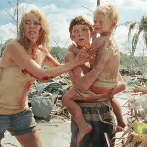 Naomi Watts and Tom Holland in The Impossible