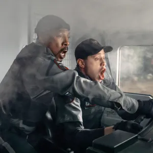 Eddie Murphy and Pete Davidson in The Pickup