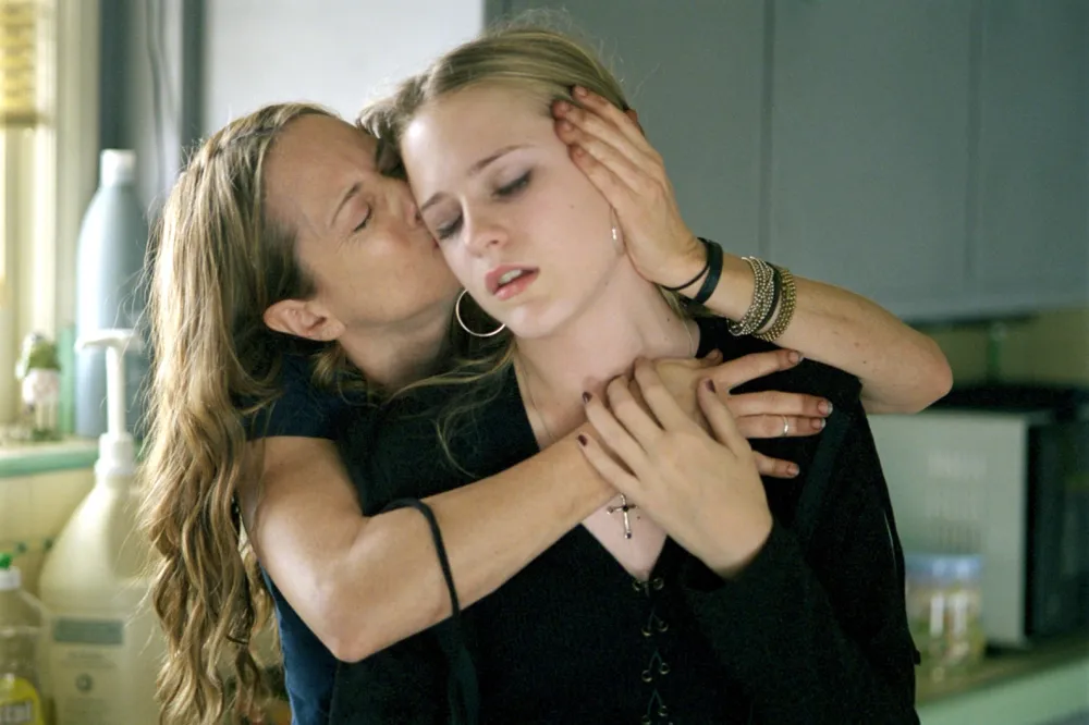 Holly Hunter and Evan Rachel Wood in Thirteen