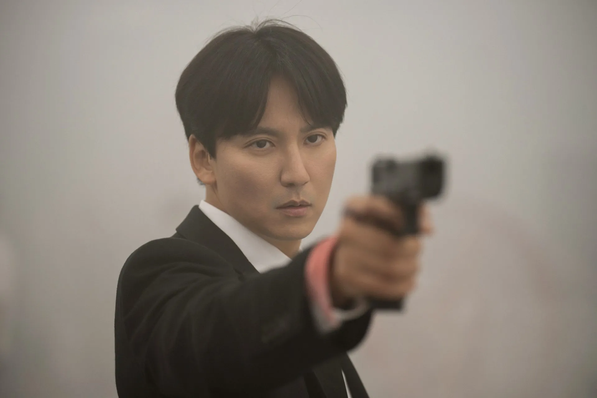 Kim Nam-gil as Lee Do in Trigger