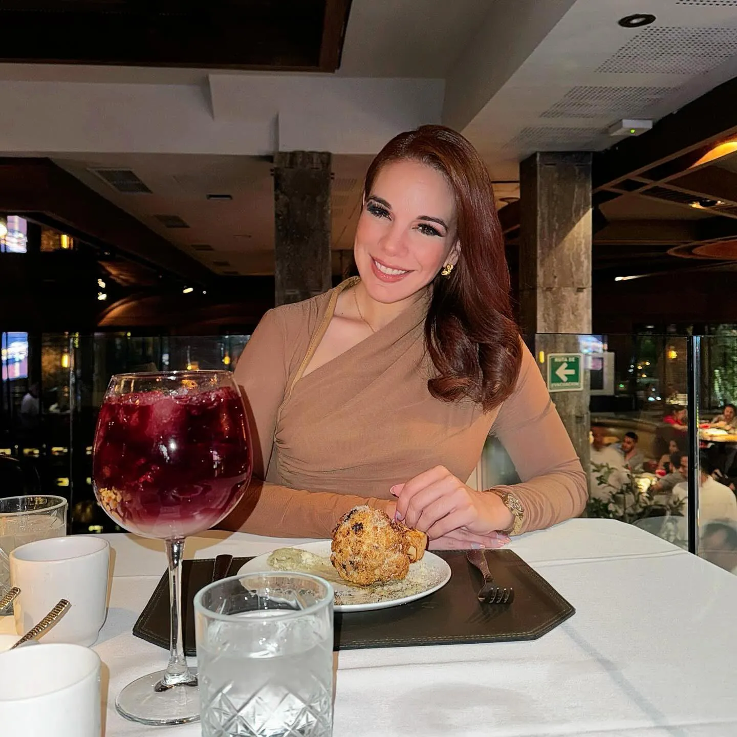 10 datos sobre Debora Estrella La periodista mexicana que murio en un accidente de avioneta a los 43 anos 002