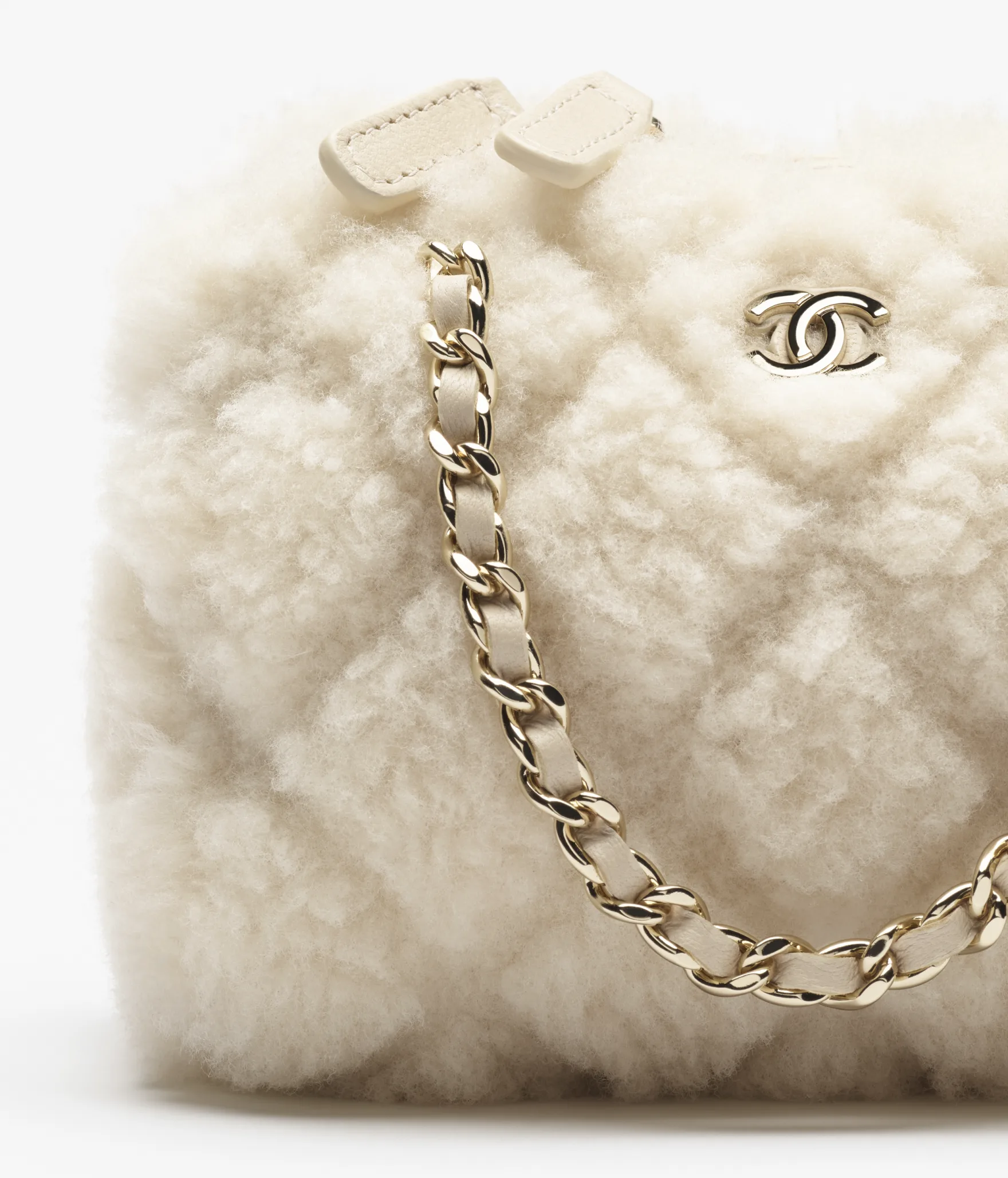 chanel fall-winter 2025 25k new handbag collectsion