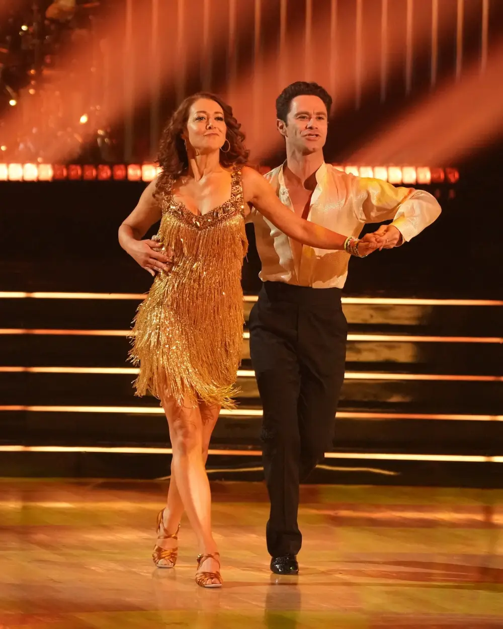 Alyson Hannigan Reveals Taylor Swift Watched Swiftie DWTS Episode