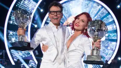 Bobby Bones Says He Cheated on DWTS