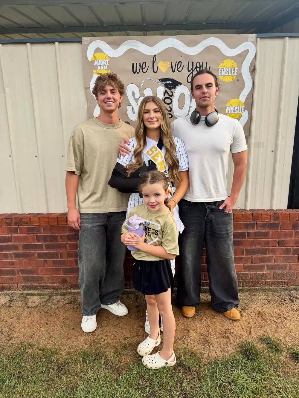 Britney Spears Sons Reunite With Jamie Lynn Spears Daughters in Rare New Photo 004