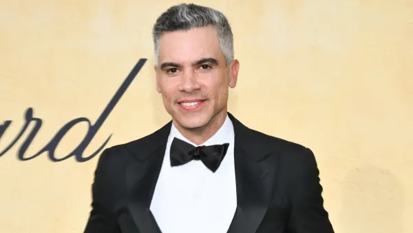 Cash Warren Spotted With Seanna Pereira at Club Amid Hana Sun Doerr Romance