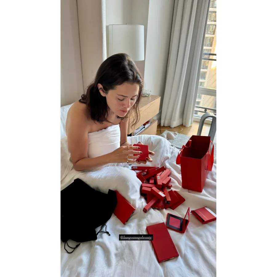 Celebs Who Posed Topless Selena Gomez