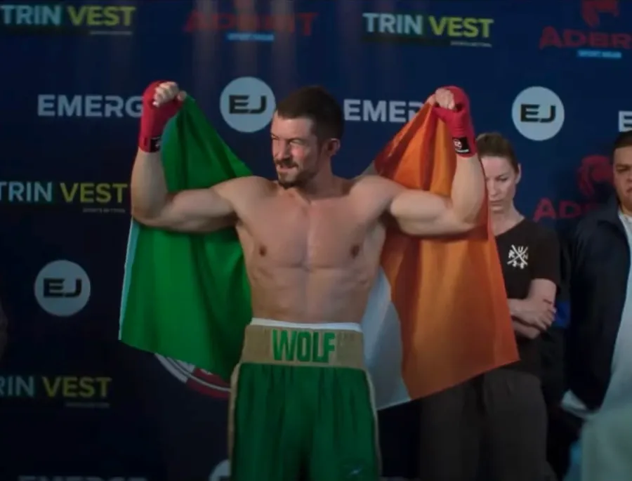 Celebs Who ve Lost or Gained Weight for Movie and TV Roles