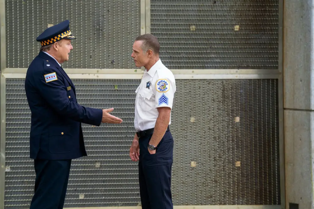 Chicago PD Jason Beghe Talks Voight Repercussions After Reid Demise Season 13
