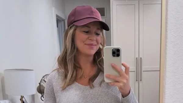 Jana Duggar Shares New Bump Photos to Mark Halfway Point of Pregnancy