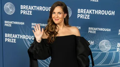 SANTA MONICA, CALIFORNIA - APRIL 05: Drew Barrymore attends the 2025 Breakthrough Prize Ceremony at Barker Hangar on April 05, 2025 in Santa Monica, California. (Photo by Craig T Fruchtman/Getty Images)