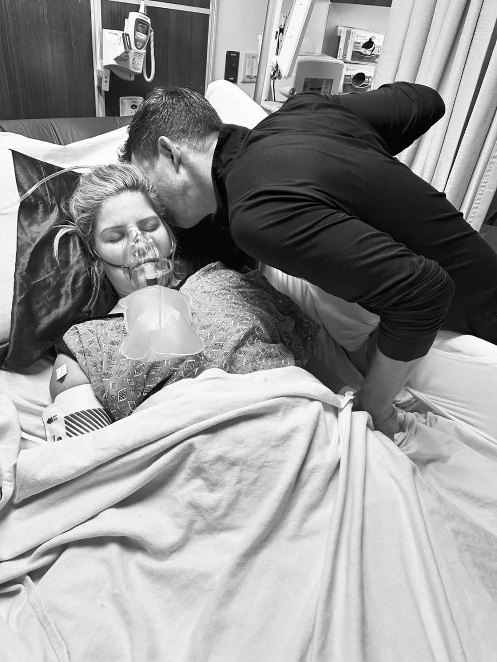 Erin Bates Health Complications Through the Years Explained 3