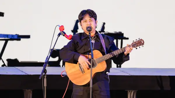 Macario Martínez en el Hollywood Bowl