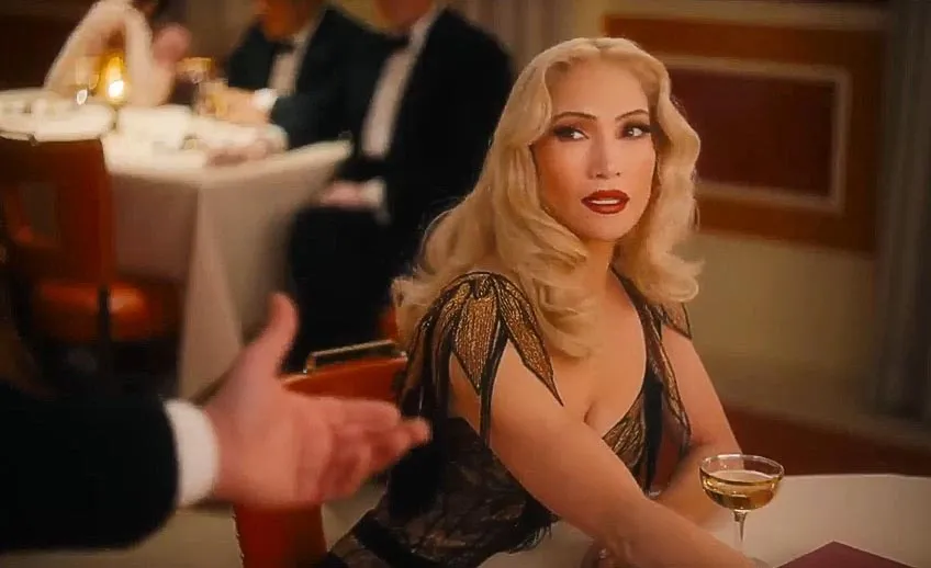 Fans Confuse Jennifer Lopez for Gwen Stefani After Platinum Blonde Hair Makeover for Kiss of the Spider Woman 002