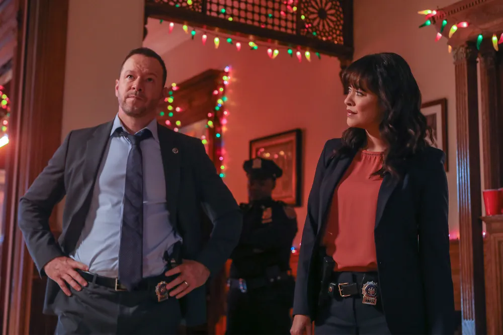 Feature Donnie Wahlberg Marisa Ramirez BLUE BLOODS 5