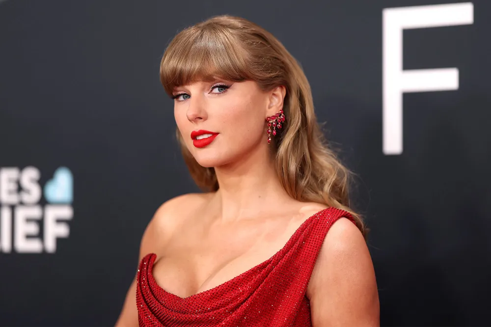 George Clooney and Adam Sandler Kids CaN NOt Wait to Hear Taylor Swift New Album