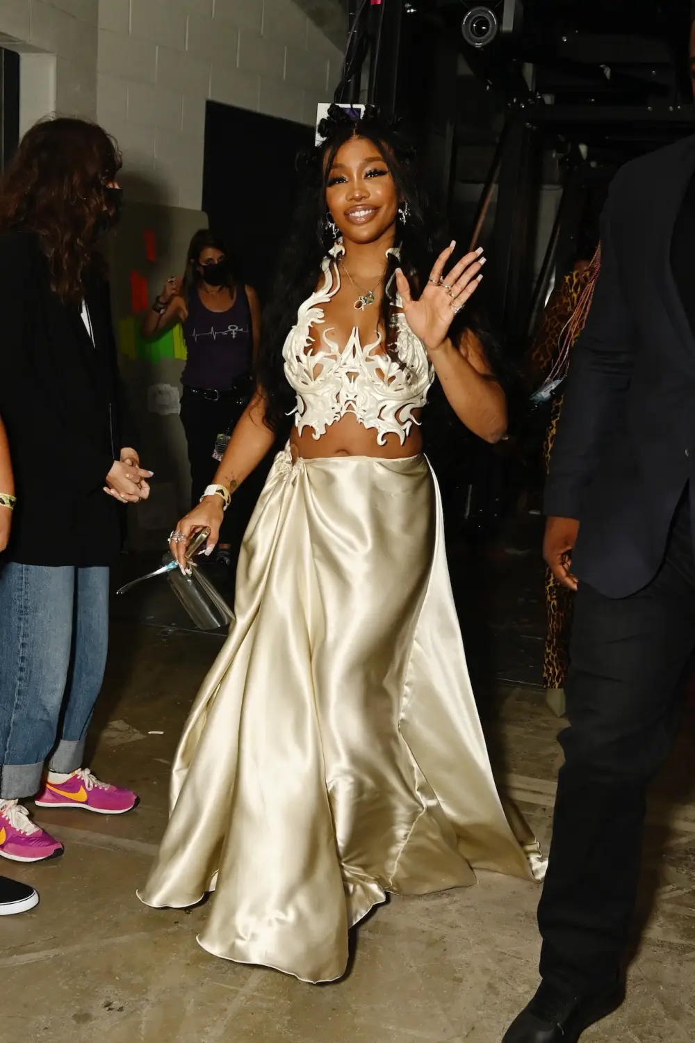 GettyImages-1339937907-SZA-VMAs