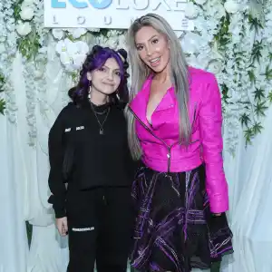 GettyImages-1367458275-Sophia-Abraham-Farrah