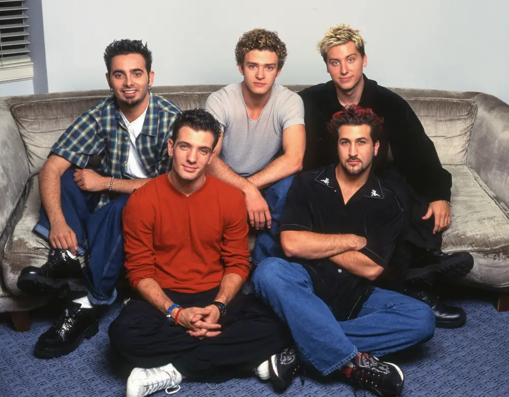 Chris Kirkpatrick, JC Chasez, Justin Timberlake, Joey Fatone and Lance Bass posing together in 2000.
