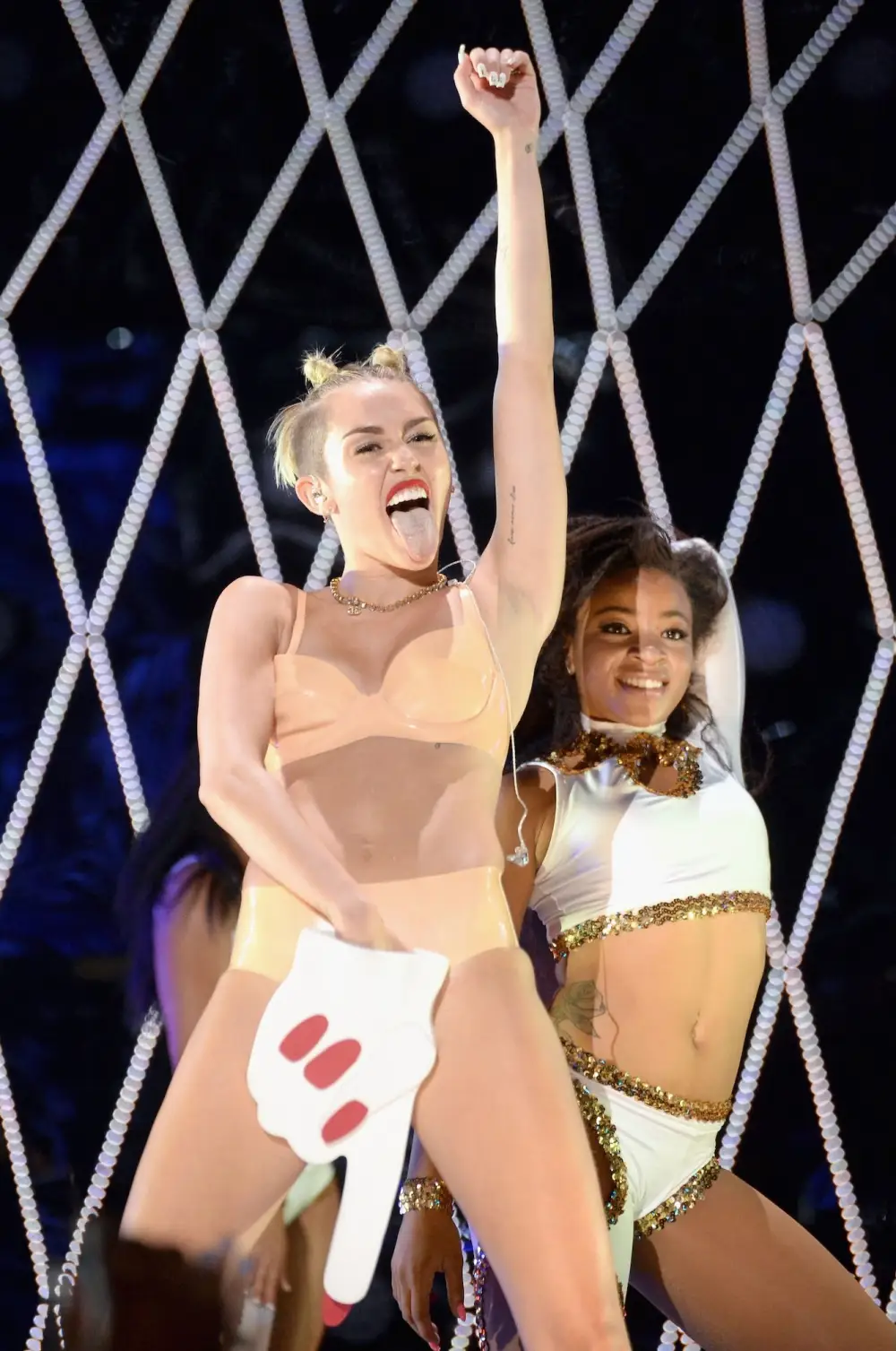 GettyImages-177883466 Charlie Kirks Complex Relationship With Taylor Swift and More Stars miley cyrus.jpg