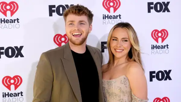 Alex Warren and Kouvr Annon Relationship Timeline: From Snapchat Friends to Ordinary Soulmates