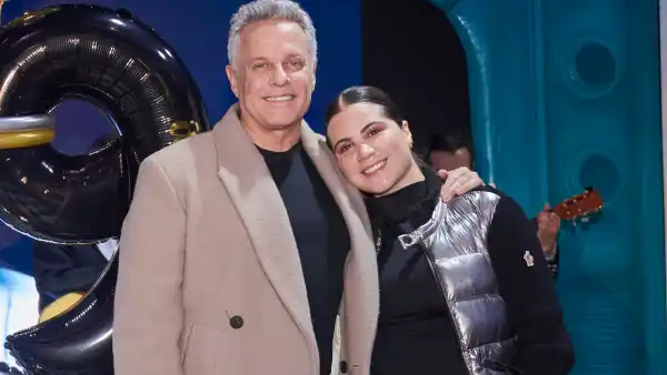 Alexis Ayala y Cinthia Aparicio.