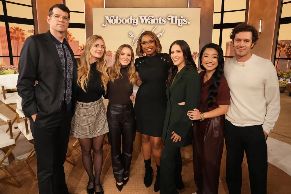 GettyImages-2176766831-Nobody-Wants-This-cast