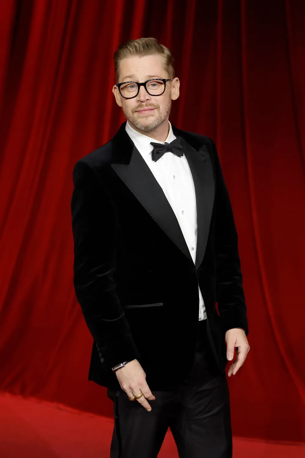 Macaulay Culkin Says John Candy Looked Out for Him Around 'Monster' Dad