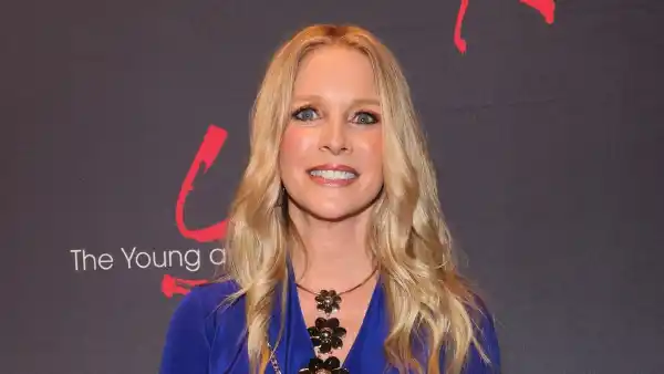 Young and the Restless Star Lauralee Bell Tries on 3 Dresses for Crickets Wedding