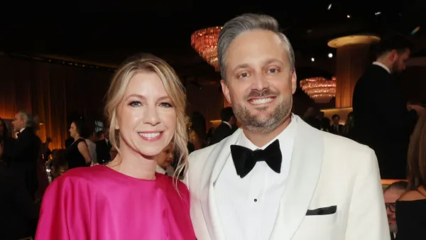 Nate Bargatze and Wife Laura Bargatzes Relationship Timeline