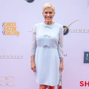 Adrienne Maloof And Kristen Dahlgren Host Inaugural "It's Up to Us" Women's Health Event to Fast-Track Breast Cancer Vaccine Research