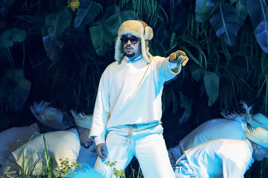 Bad Bunny en su residencia de conciertos en Puerto Rico