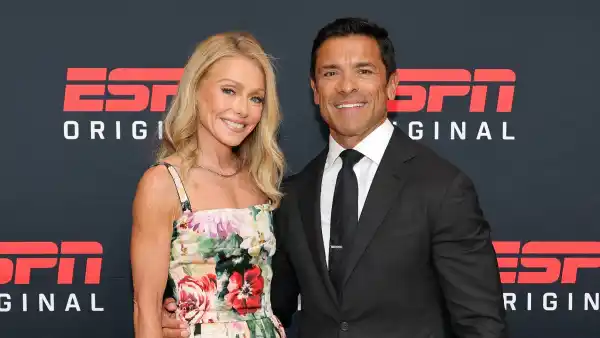 Mark Consuelos Recalls Spontaneous Proposal to Kelly Ripa After Brief Split