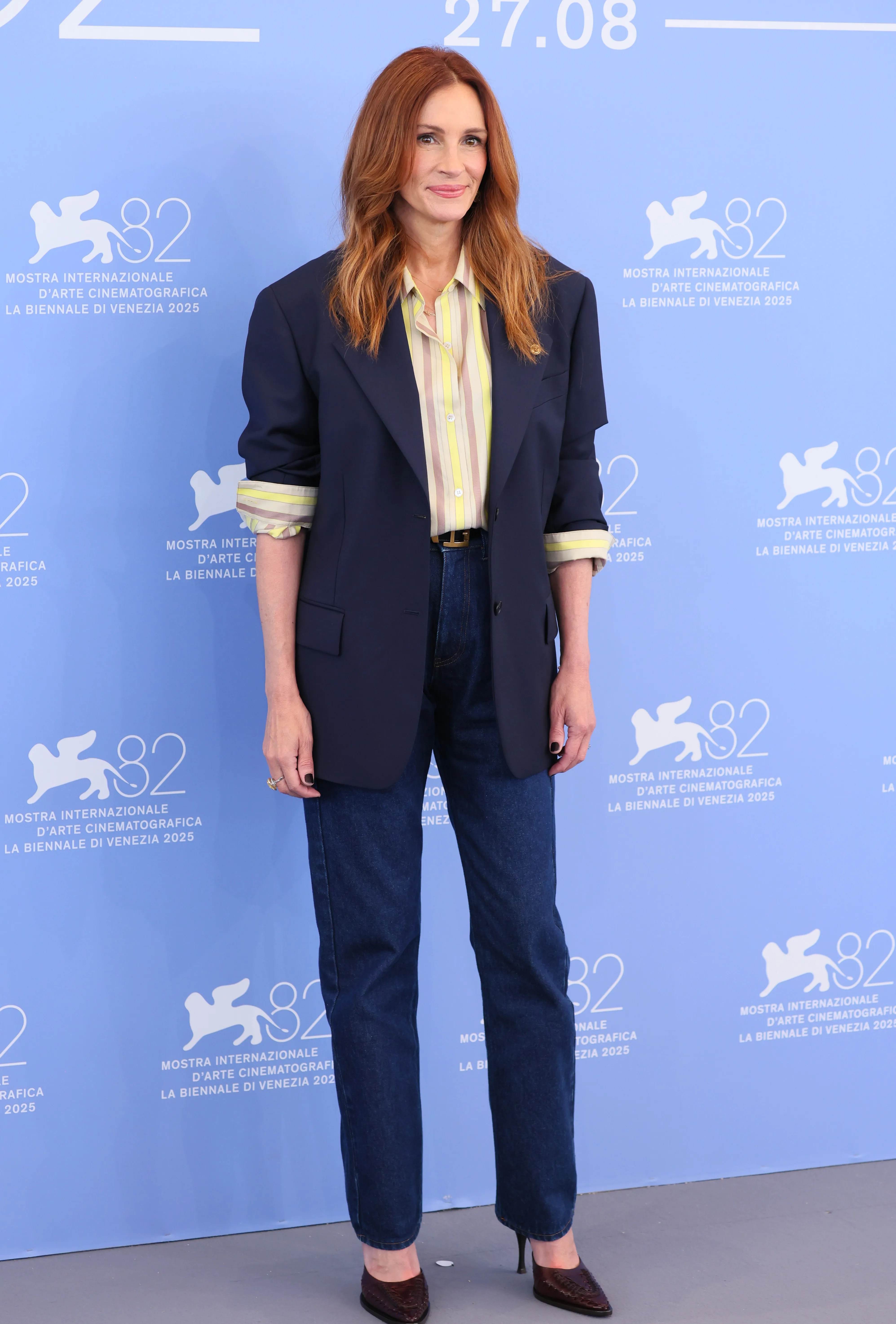 Julia Roberts attends the "After The Hunt" photocall during the 82nd Venice International Film Festival on August 29, 2025 in Venice, Italy.