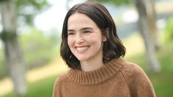 TELLURIDE, COLORADO - AUGUST 29: Zoey Deutch attends the 2025 Telluride Film Festival on August 29, 2025 in Telluride, Colorado. (Photo by Vivien Killilea/Getty Images)