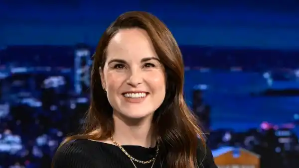 Downton Abbey's Michelle Dockery Opens Up About Pregnancy With 1st Baby