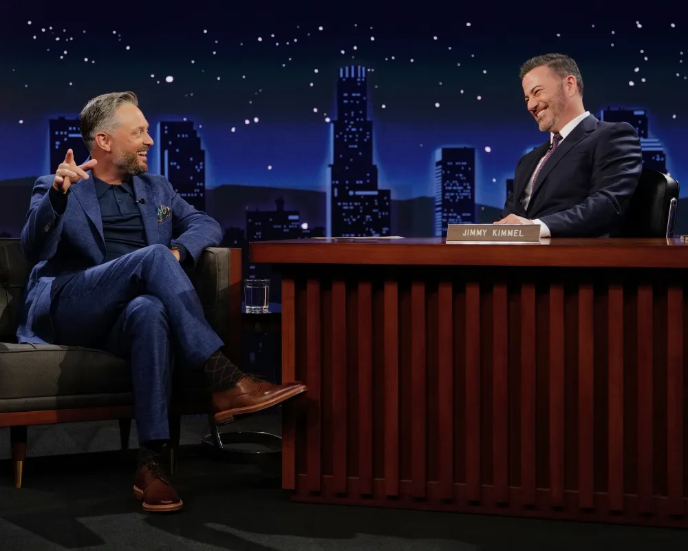 GettyImages-2234053382-Nate-Bargatze-Jimmy-Kimmel