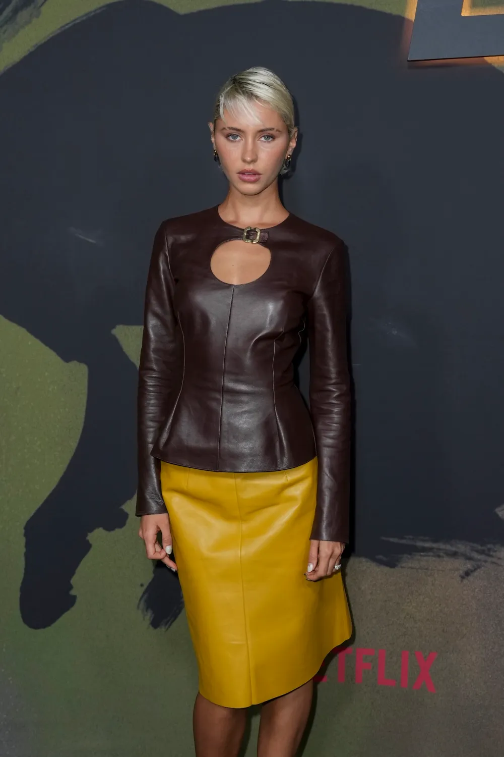 GettyImages-2235294598 Jude Law&rsquo;s Daughter Iris Law Dons All-Leather Look With Edgy Pixie Cut