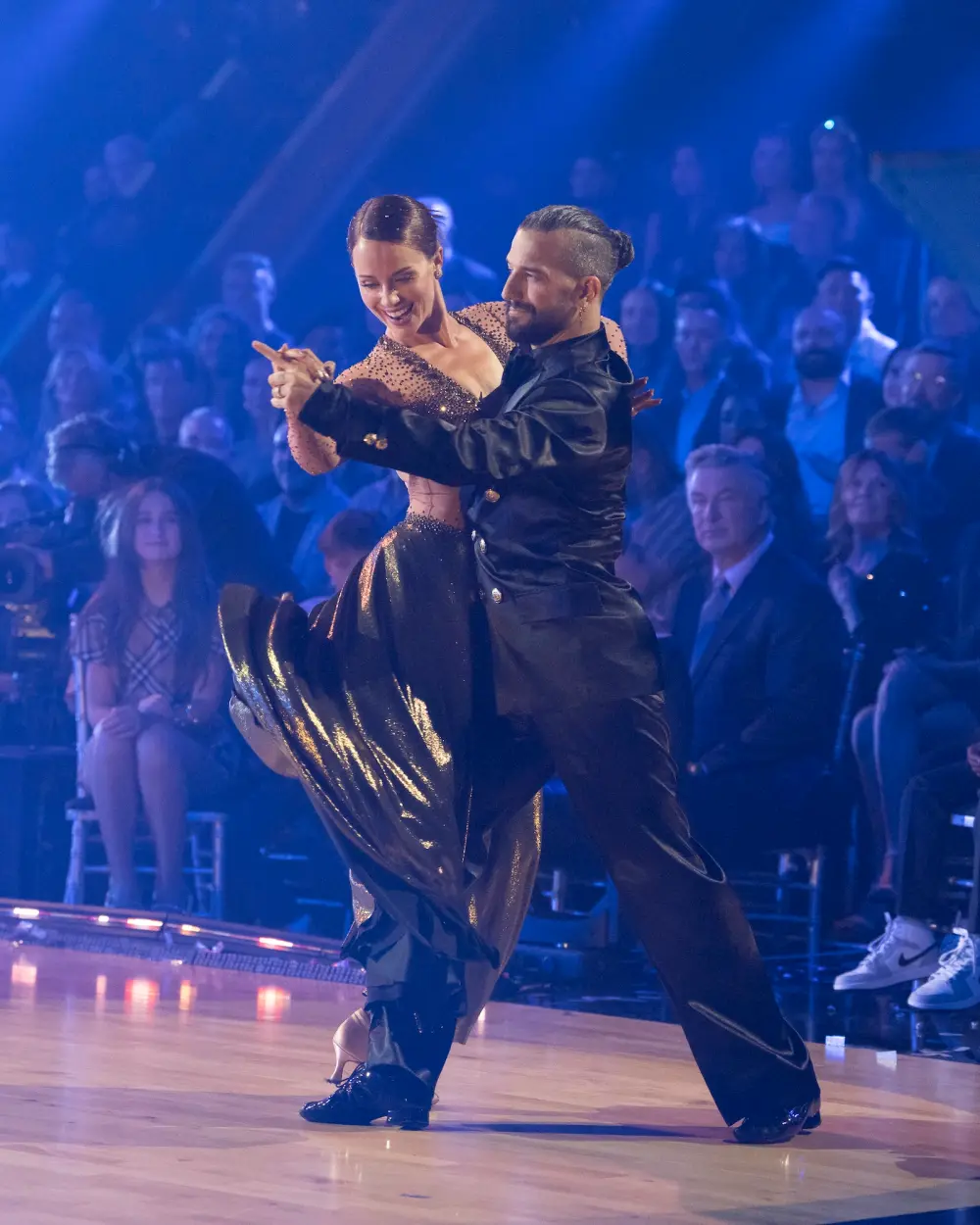 Mormon Wives' Jen, Whitney React to Taylor Frankie Paul on 'Bachelorette'