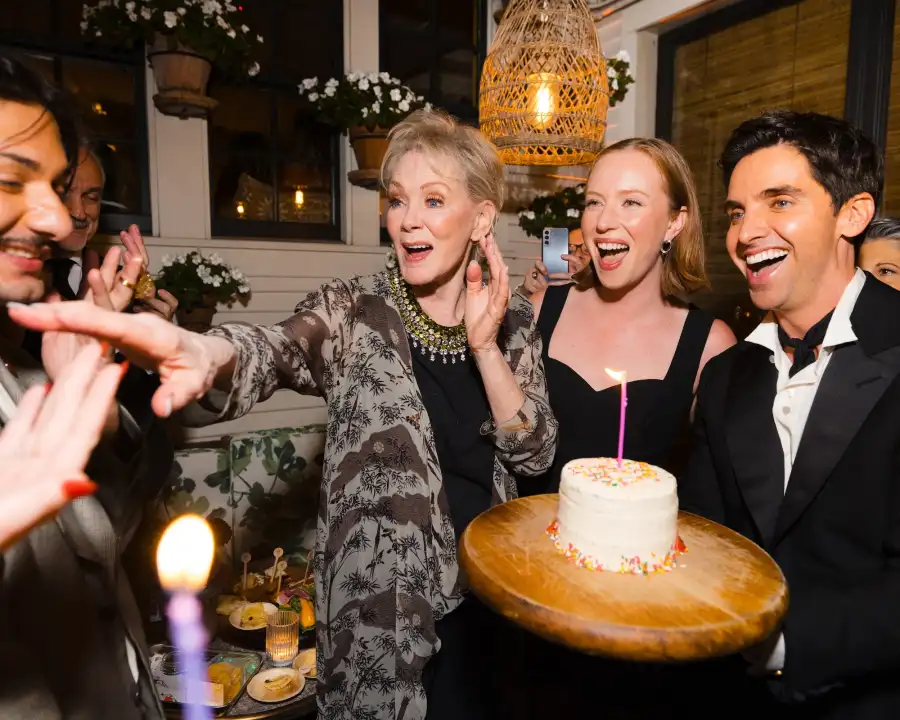 GettyImages-2235542265-Jean-Smart-Cake