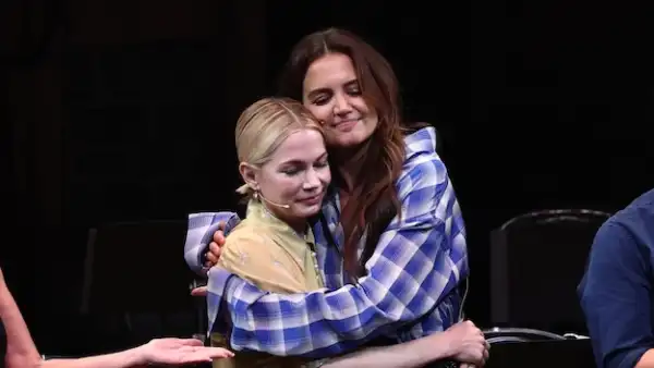 Katie Holmes Reaction to Dawson's Creek Reunion