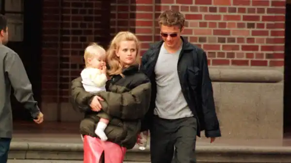 GettyImages-732928 reese witherspoon opens up about young motherhood