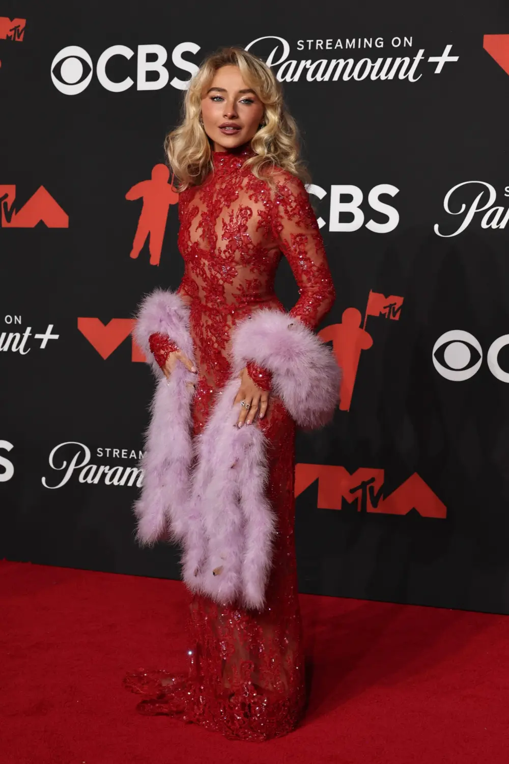GettyImages2234202195 Sabrina Carpenter VMAs Look
