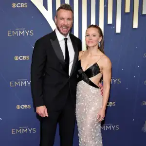 GettyImages2235453595-Kristen-Bell-and-Dax-Emmys-Red-Carpet